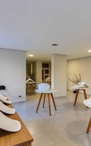 Apartamento para alugar com 34m², 2 quartos e sem vaga Apartamento para alugar com 34m², 2 quartos e sem vagaÁrea comum - Salão de festas