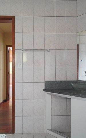 Casa para alugar com 500m², 6 quartos e 4 vagasBanheiro 1