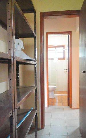 Casa para alugar com 500m², 6 quartos e 4 vagasDespensa