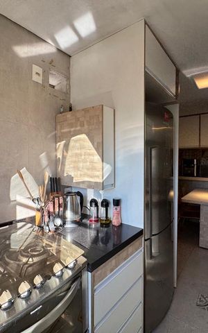 Apartamento à venda com 109m², 3 quartos e 2 vagas Apartamento à venda com 109m², 3 quartos e 2 vagasCozinha