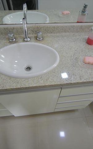 Apartamento à venda com 123m², 3 quartos e 2 vagasBanheiro Suíte 2 