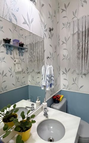 Casa de condomínio para alugar com 140m², 3 quartos e 2 vagas Casa de condomínio para alugar com 140m², 3 quartos e 2 vagasLavabo