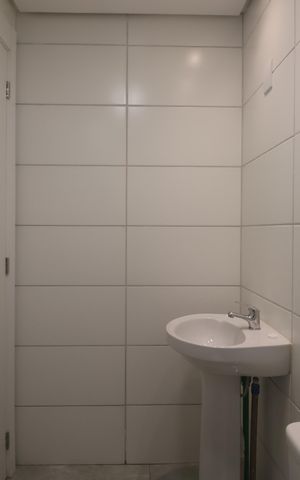 Apartamento para alugar com 50m², 2 quartos e 2 vagasBanheiro 