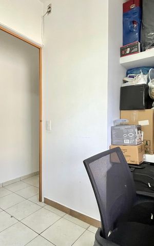 Casa à venda com 160m², 5 quartos e 2 vagas Casa à venda com 160m², 5 quartos e 2 vagasQuarto 3