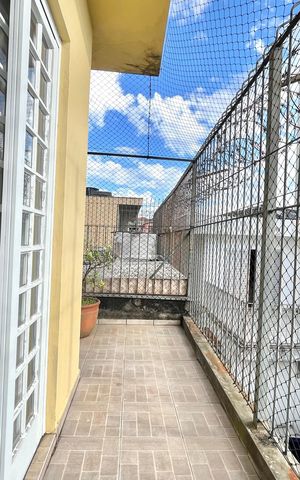 Casa à venda com 160m², 5 quartos e 2 vagas Casa à venda com 160m², 5 quartos e 2 vagasVaranda do Quarto 4