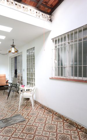 Casa à venda com 240m², 4 quartos e 1 vagaJd de inverno 