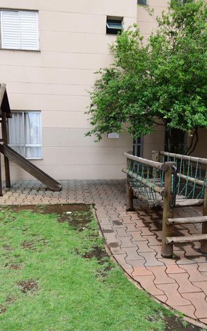 Apartamento à venda com 64m², 3 quartos e 2 vagasÁrea comum - Playground