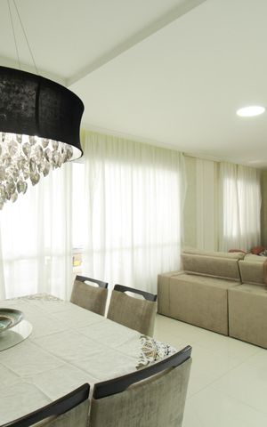 Apartamento à venda com 131m², 2 quartos e 2 vagas Apartamento à venda com 131m², 2 quartos e 2 vagasSala