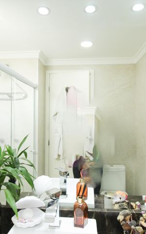 Apartamento à venda com 131m², 2 quartos e 2 vagas Apartamento à venda com 131m², 2 quartos e 2 vagasBanheiro