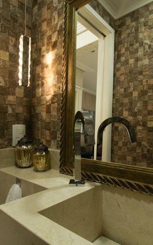 Apartamento à venda com 131m², 2 quartos e 2 vagas Apartamento à venda com 131m², 2 quartos e 2 vagasLavabo