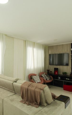 Apartamento à venda com 131m², 2 quartos e 2 vagas Apartamento à venda com 131m², 2 quartos e 2 vagasSala