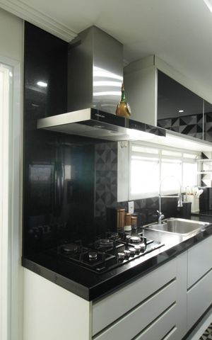 Apartamento à venda com 131m², 2 quartos e 2 vagas Apartamento à venda com 131m², 2 quartos e 2 vagasCozinha