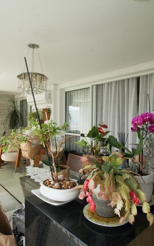 Apartamento à venda com 131m², 2 quartos e 2 vagas Apartamento à venda com 131m², 2 quartos e 2 vagasVaranda gourmet