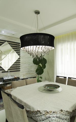 Apartamento à venda com 131m², 2 quartos e 2 vagas Apartamento à venda com 131m², 2 quartos e 2 vagasSala