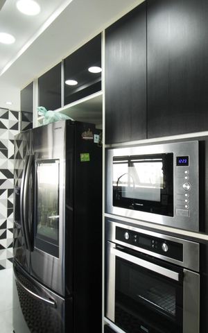 Apartamento à venda com 131m², 2 quartos e 2 vagas Apartamento à venda com 131m², 2 quartos e 2 vagasCozinha