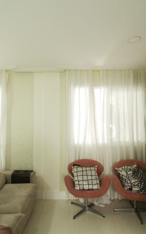 Apartamento à venda com 131m², 2 quartos e 2 vagas Apartamento à venda com 131m², 2 quartos e 2 vagasSala