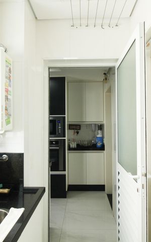 Apartamento à venda com 131m², 2 quartos e 2 vagas Apartamento à venda com 131m², 2 quartos e 2 vagasÁrea de Serviço