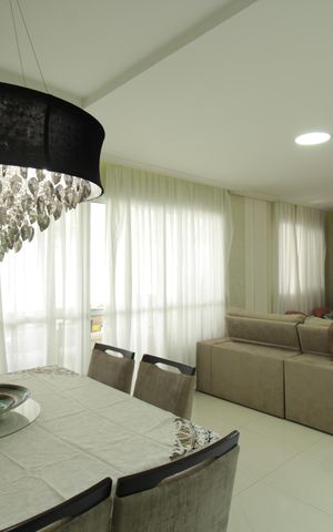 Apartamento à venda com 131m², 2 quartos e 2 vagas Apartamento à venda com 131m², 2 quartos e 2 vagasSala