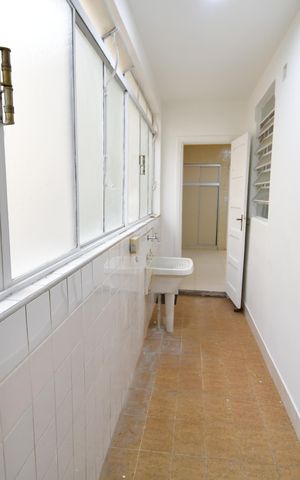 Apartamento à venda com 144m², 3 quartos e sem vagaÁrea de Serviço
