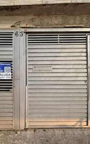 Casa para alugar com 25m², 1 quarto e sem vaga Casa para alugar com 25m², 1 quarto e sem vagaFachada