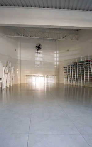 Casa à venda com 105m², 4 quartos e 1 vagaÁrea comum