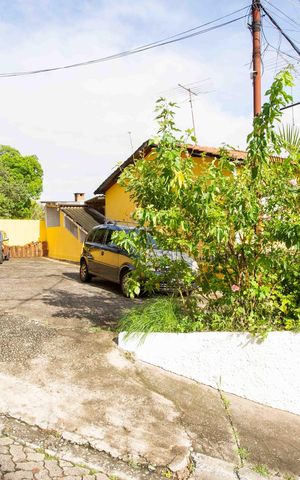 Casa à venda com 105m², 4 quartos e 1 vagaÁrea comum