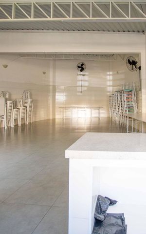 Casa à venda com 105m², 4 quartos e 1 vagaÁrea comum