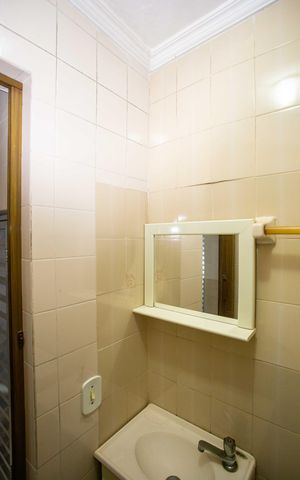 Casa à venda com 105m², 4 quartos e 1 vagaBanheiro de serviço