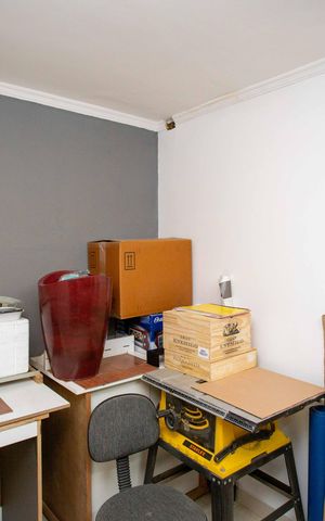 Casa à venda com 105m², 4 quartos e 1 vagaQuarto de Serviço