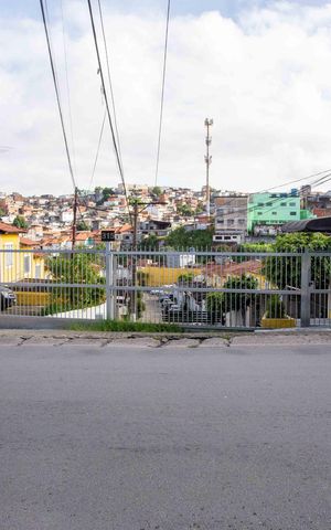 Casa à venda com 105m², 4 quartos e 1 vagaFachada  do condomínio