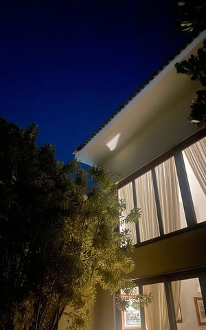 Casa à venda com 538m², 5 quartos e 3 vagas Casa à venda com 538m², 5 quartos e 3 vagasÁrea externa