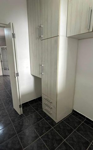 Casa à venda com 222m², 6 quartos e 2 vagas Casa à venda com 222m², 6 quartos e 2 vagasCozinha - Casa 1