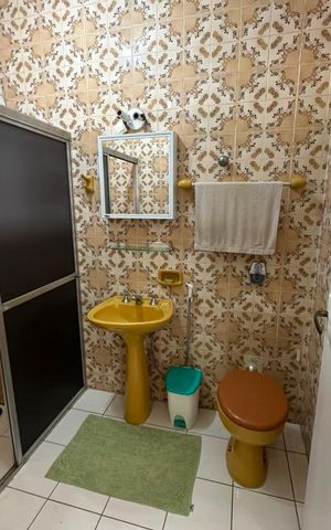 Casa à venda com 222m², 6 quartos e 2 vagas Casa à venda com 222m², 6 quartos e 2 vagasBanheiro - casa 2