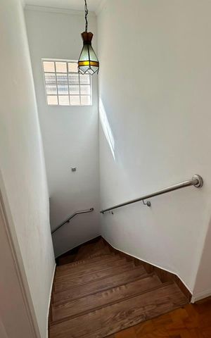 Casa à venda com 222m², 6 quartos e 2 vagas Casa à venda com 222m², 6 quartos e 2 vagasQuarto - casa 1