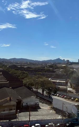 Apartamento à venda com 75m², 3 quartos e 1 vagaSuíte - Varanda - Vista