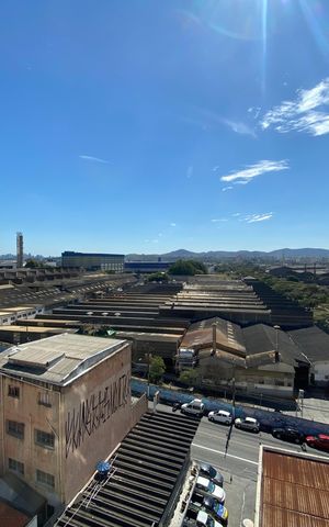 Apartamento à venda com 75m², 3 quartos e 1 vagaSuíte - Varanda - Vista