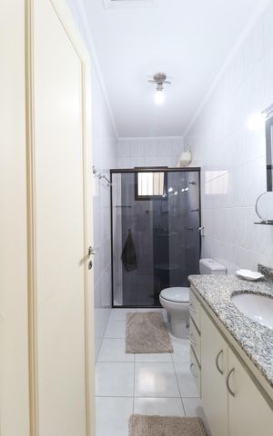 Casa à venda com 250m², 3 quartos e 3 vagas
