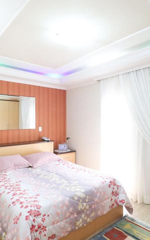 Casa à venda com 250m², 3 quartos e 3 vagas