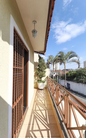 Casa à venda com 250m², 3 quartos e 3 vagas