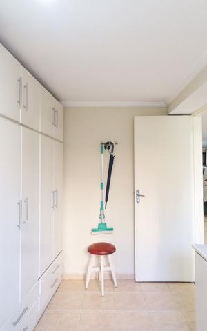 Casa à venda com 250m², 3 quartos e 3 vagas