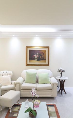 Casa à venda com 250m², 3 quartos e 3 vagas