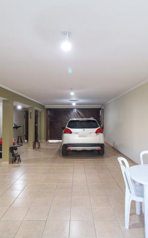 Casa à venda com 250m², 3 quartos e 3 vagas