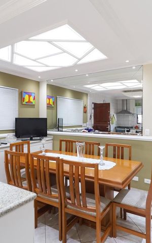 Casa à venda com 250m², 3 quartos e 3 vagas