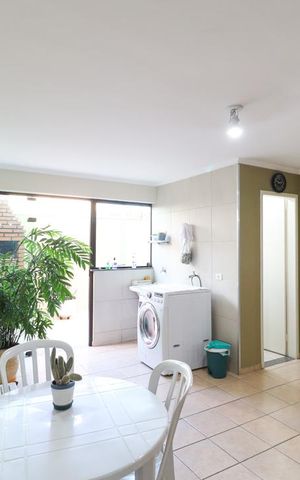 Casa à venda com 250m², 3 quartos e 3 vagas