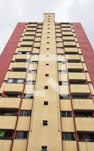 Apartamento à venda com 52m², 2 quartos e 1 vaga Apartamento à venda com 52m², 2 quartos e 1 vagaFachada