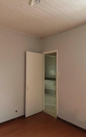 Casa à venda com 150m², 3 quartos e 2 vagas Casa à venda com 150m², 3 quartos e 2 vagasQuarto 2