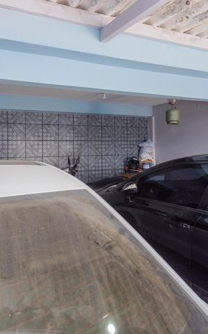 Casa à venda com 200m², 3 quartos e 2 vagasGaragem