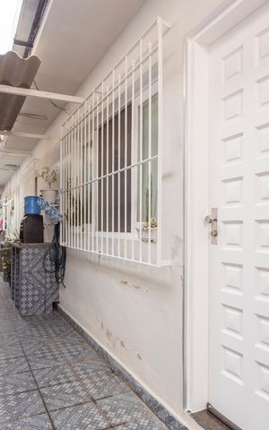 Casa à venda com 200m², 3 quartos e 2 vagasCorredor