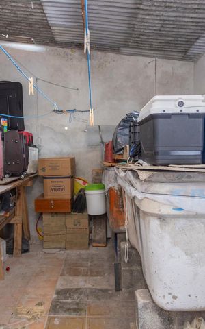 Casa à venda com 200m², 3 quartos e 2 vagasQuarto de Serviço