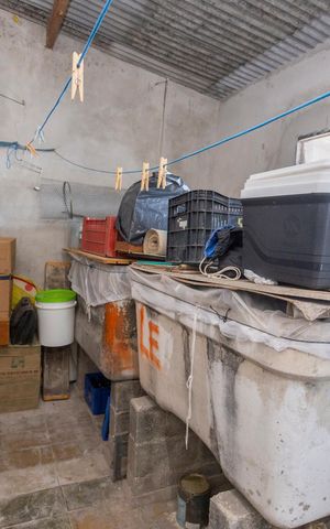 Casa à venda com 200m², 3 quartos e 2 vagasQuarto de Serviço